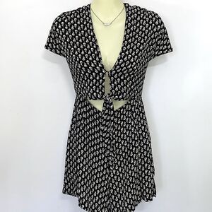 Reformation Romper Black White Viscose NWOT Sz 4